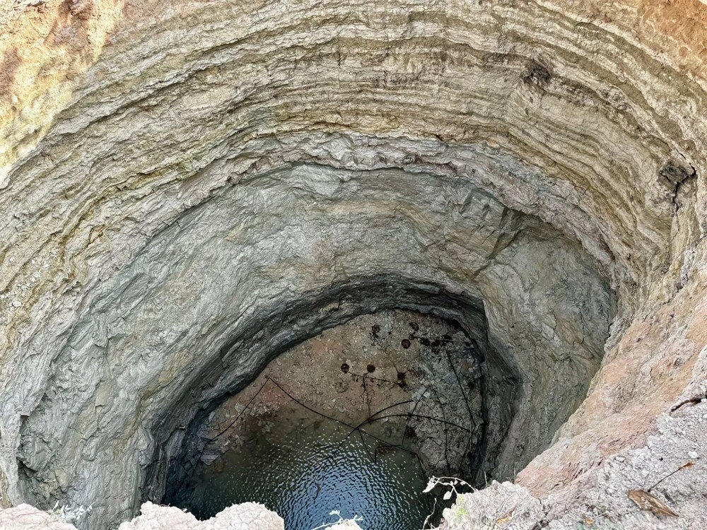 Sinkhole 